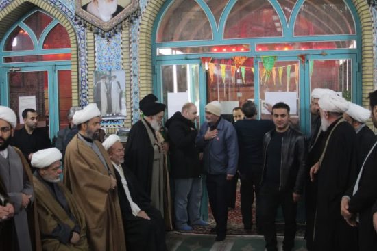 وداع با پیکر آیت الله محمودی
